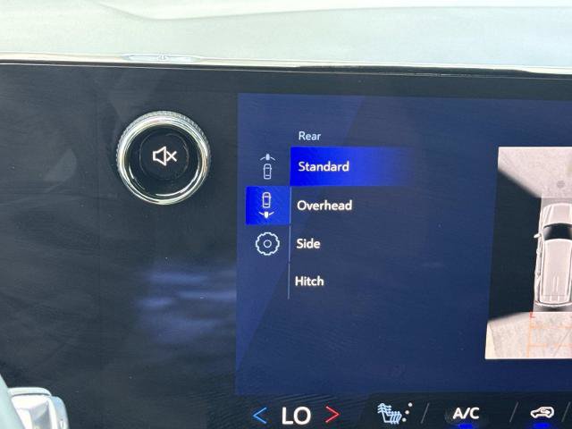 Used 2025 Chevrolet Tahoe LT RWD image 21