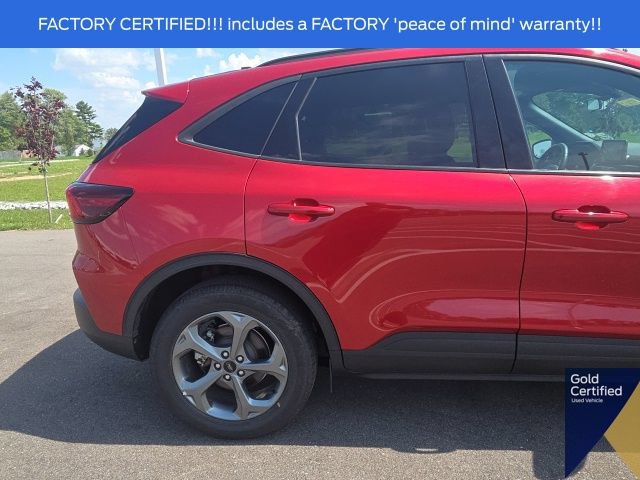 Certified 2025 Ford Escape ST-Line Select AWD/4WD image 11
