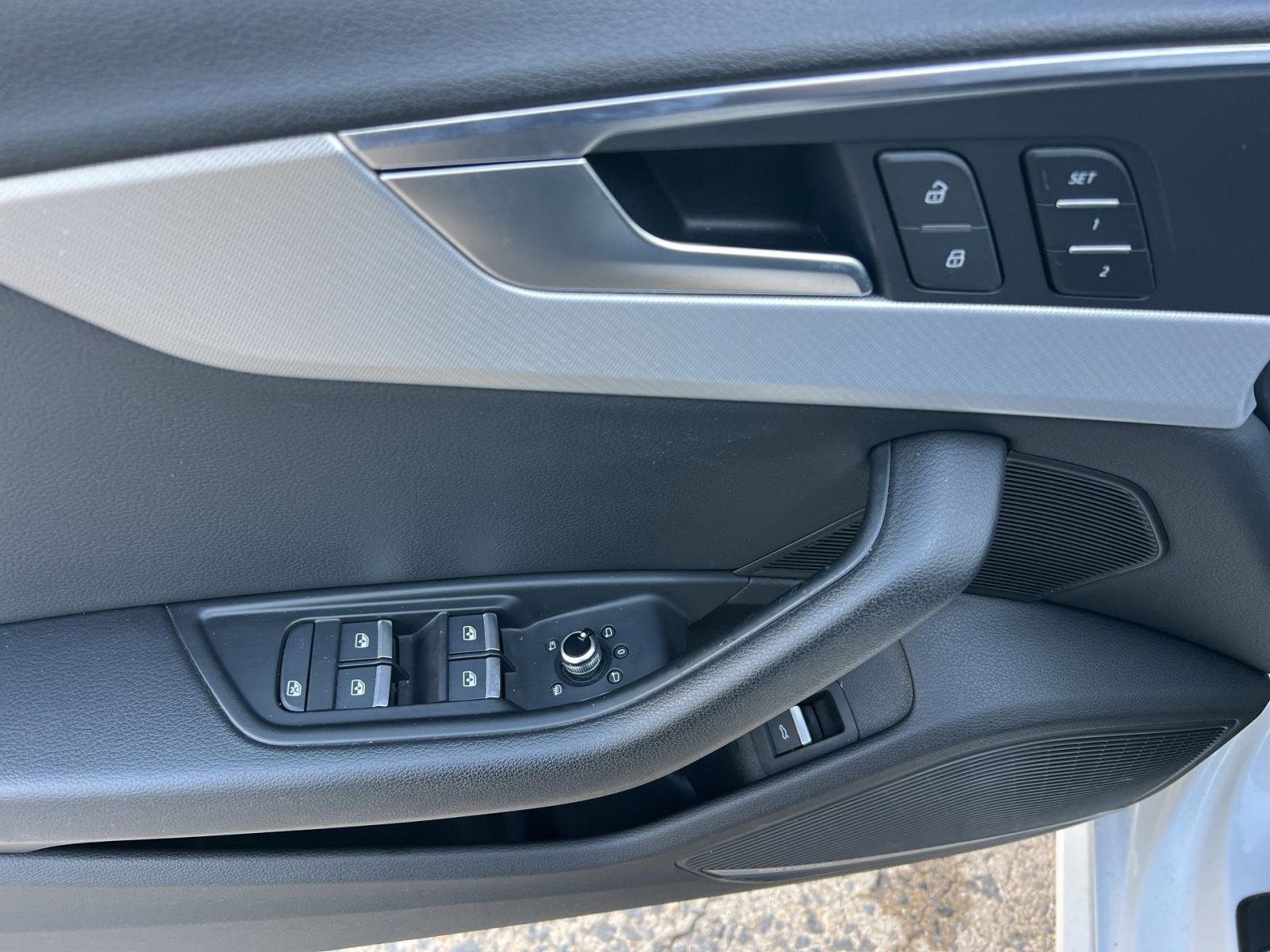 Used 2017 Audi A4 2.0T Prestige image 15