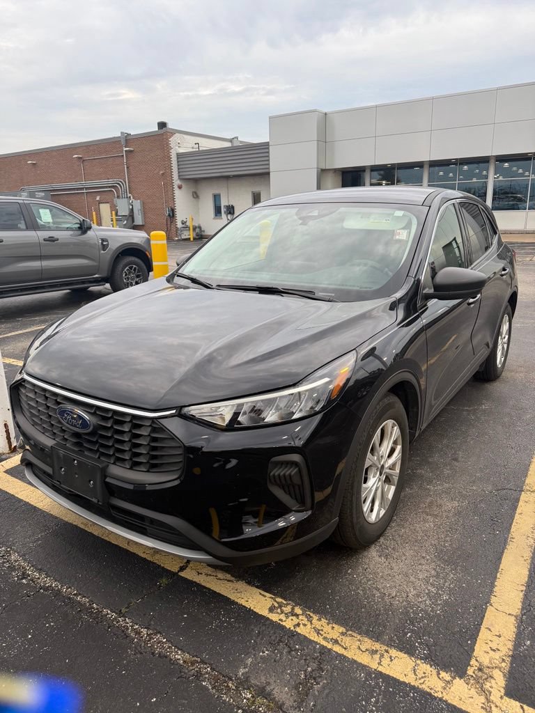 Certified 2023 Ford Escape Active FWD image 6