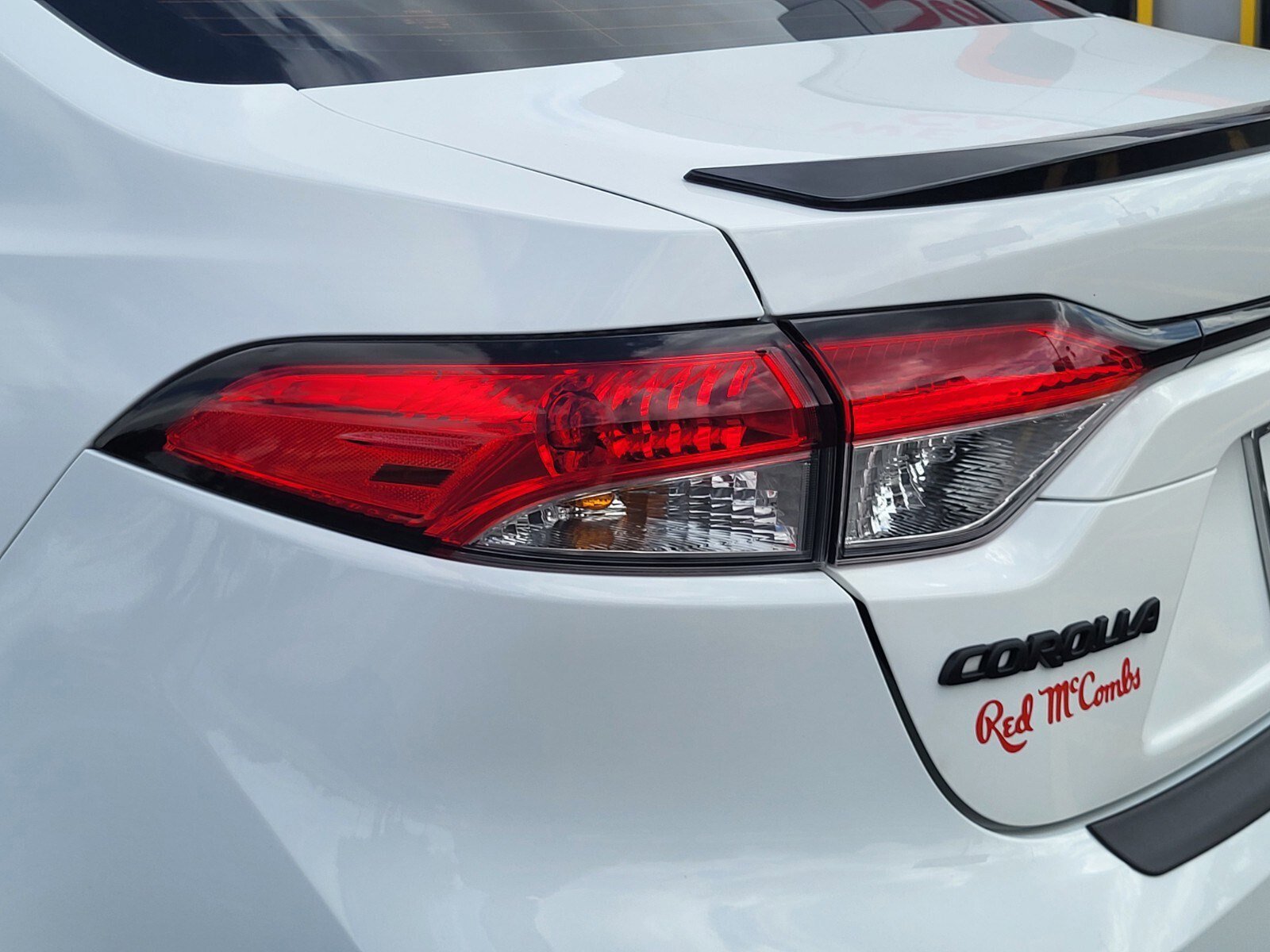 Used 2025 Toyota Corolla SE image 10