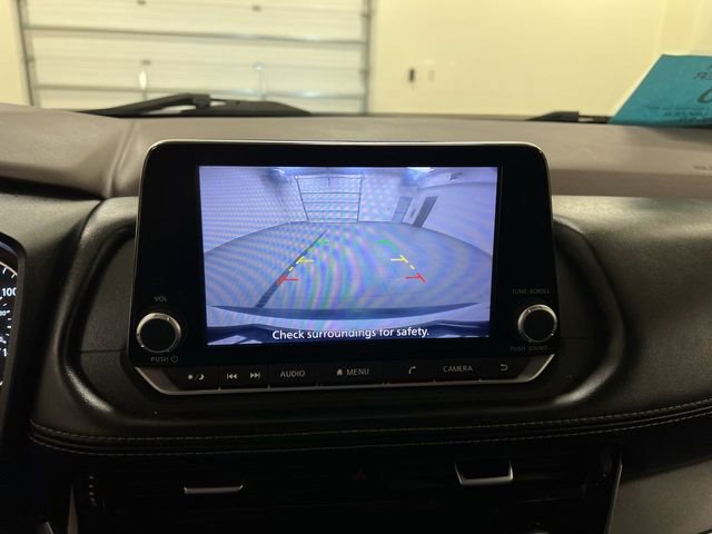 Used 2022 Nissan Rogue SV AWD/4WD image 14