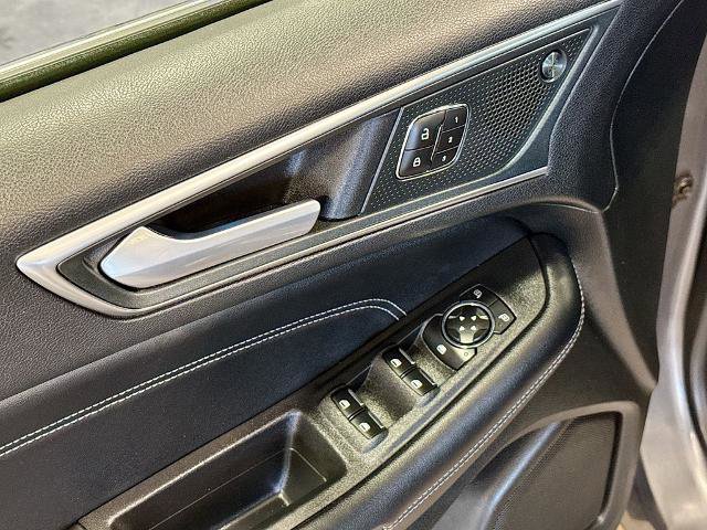 Certified 2024 Ford Edge Titanium image 15