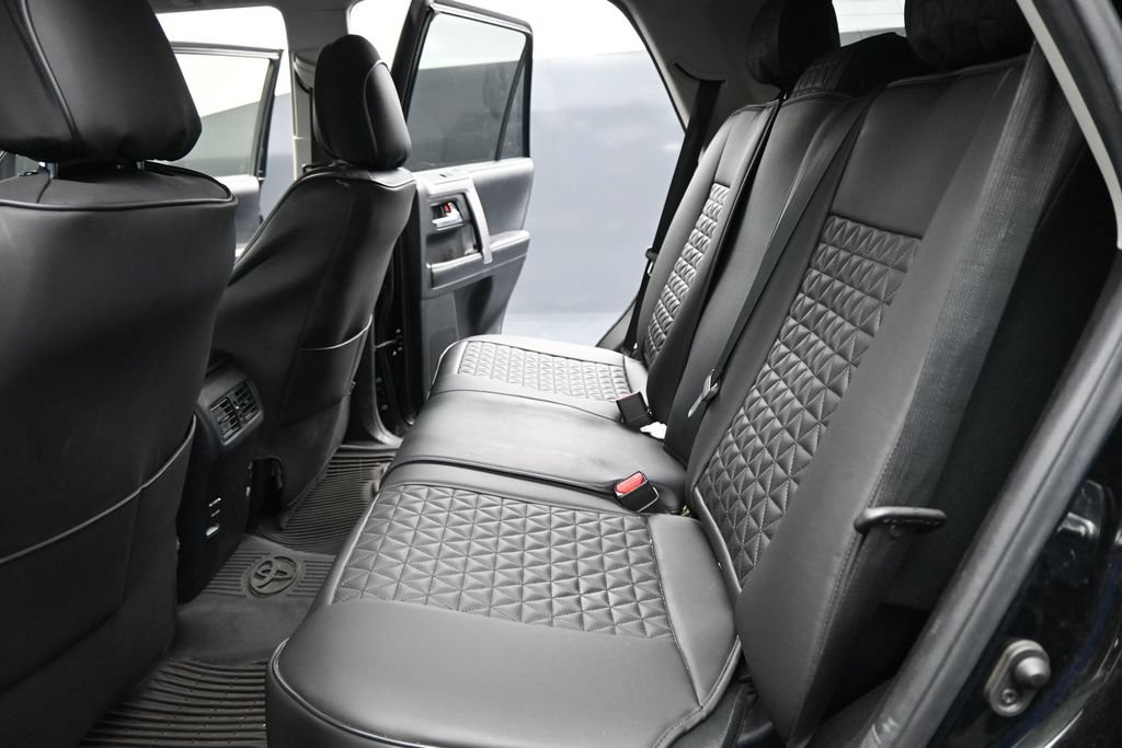 Used 2019 Toyota 4Runner SR5 RWD image 19