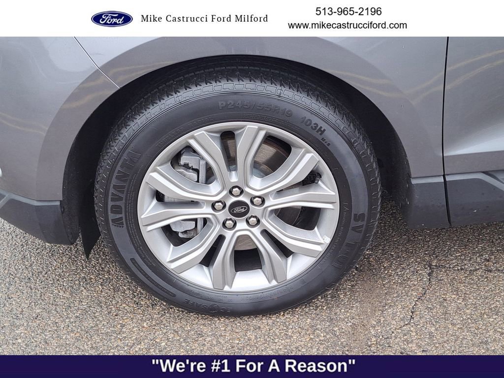 Certified 2024 Ford Edge Titanium image 9