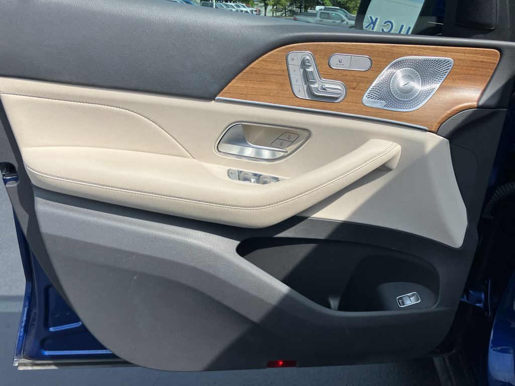 Used 2020 Mercedes-Benz GLE 350 4MATIC image 24