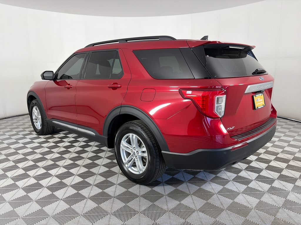 Certified 2022 Ford Explorer XLT AWD/4WD image 5