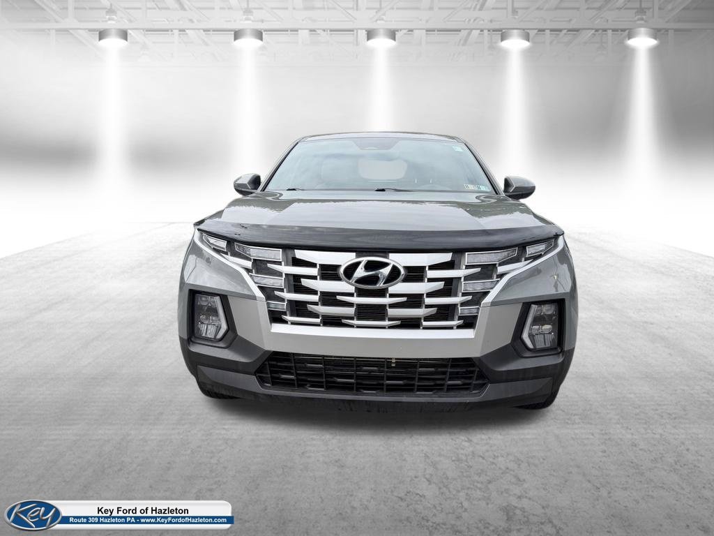 Used 2024 Hyundai Santa Cruz SE FWD image 2