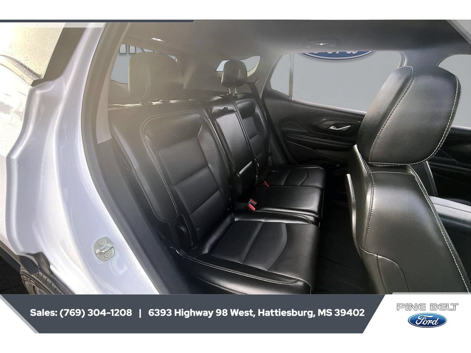 Used 2022 GMC Terrain SLT w/ Tech Package FWD image 20