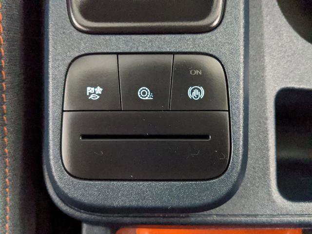 Certified 2023 Ford Maverick XLT image 11