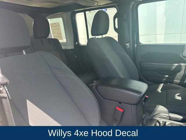 Used 2024 Jeep Wrangler Unlimited image 31