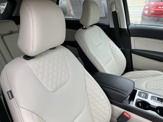 Certified 2024 Ford Edge Titanium w/ Equipment Group 301A image 18