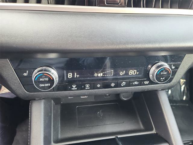 Used 2024 Mitsubishi Outlander SE image 21