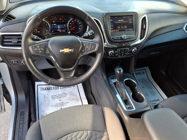 Used 2020 Chevrolet Equinox LT AWD/4WD image 16