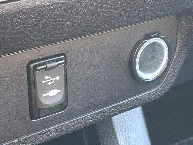 Used 2017 Toyota Tacoma SR5 image 22