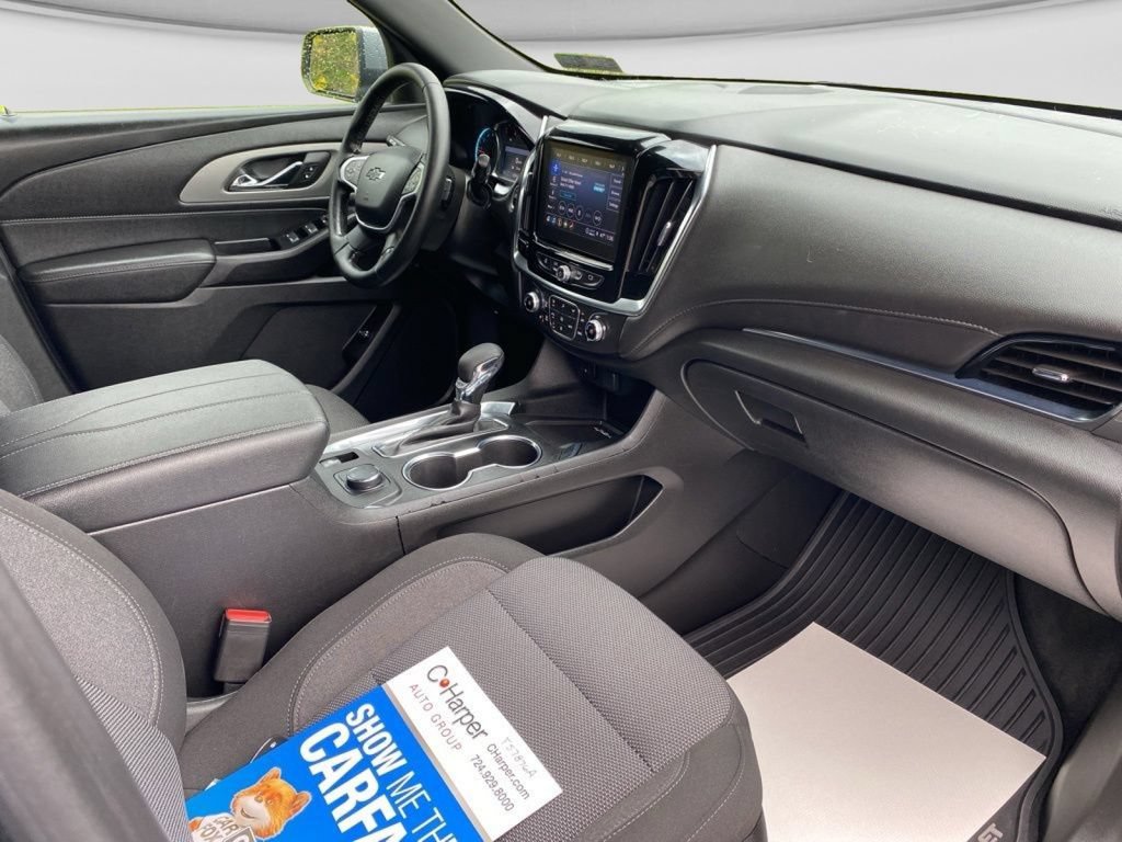 Used 2023 Chevrolet Traverse LT w/ Midnight/Sport Edition AWD/4WD image 9