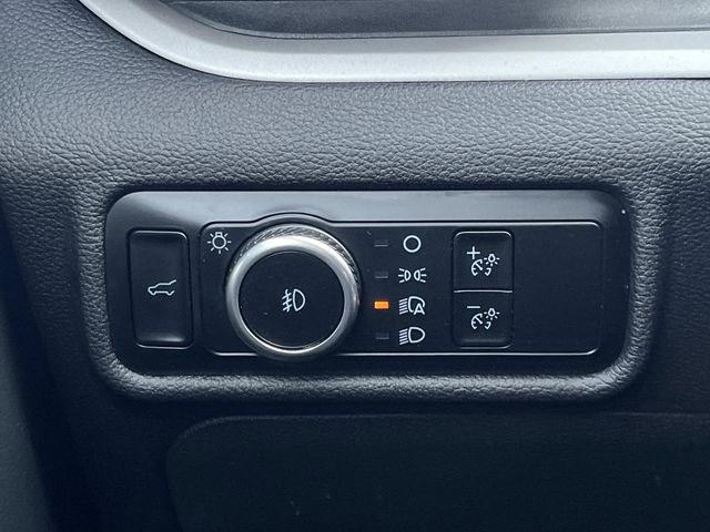 Certified 2023 Ford Explorer XLT w/ Equipment Group 202A image 29