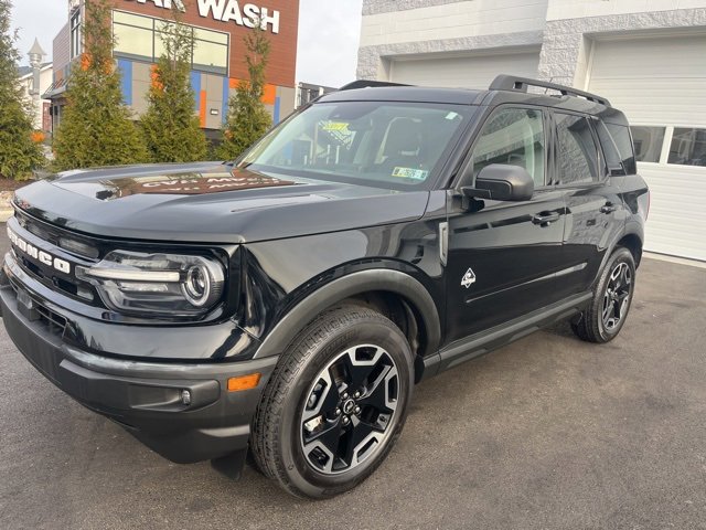 Certified 2022 Ford Bronco Sport Outer Banks w/ Tech Package image 2