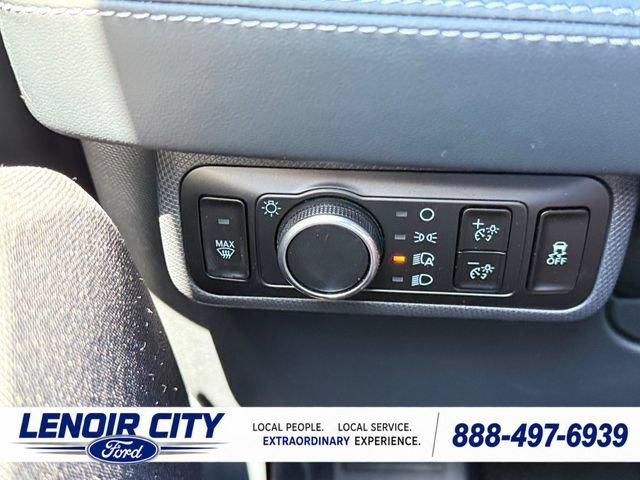 Certified 2025 Ford Mustang Mach-E Select w/ Comfort Package Lite AWD/4WD image 19