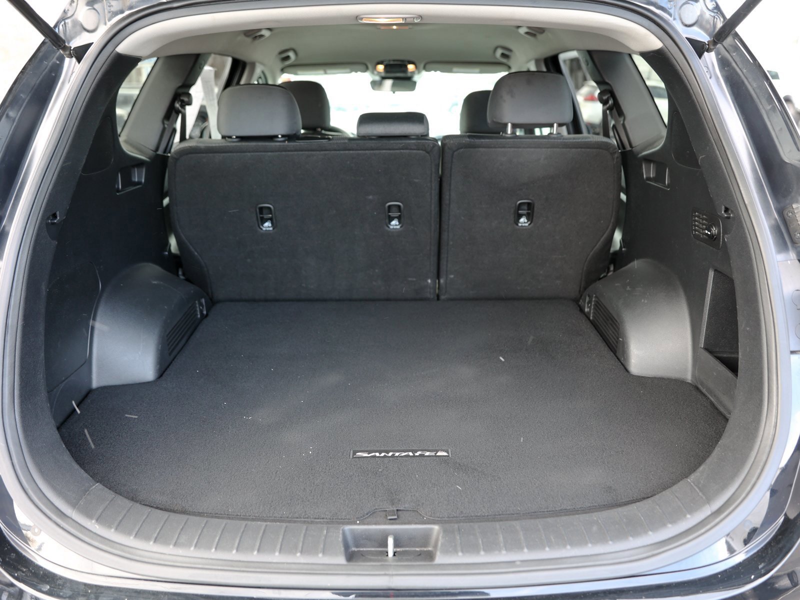 Used 2021 Hyundai Santa Fe SEL image 12