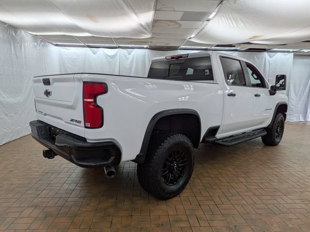 Used 2026 Chevrolet Silverado 2500 ZR2 AWD/4WD image 9