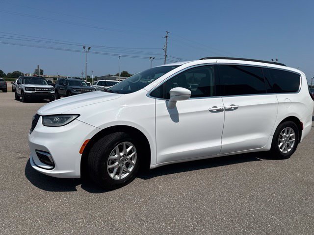 Used 2022 Chrysler Pacifica Touring-L FWD image 28