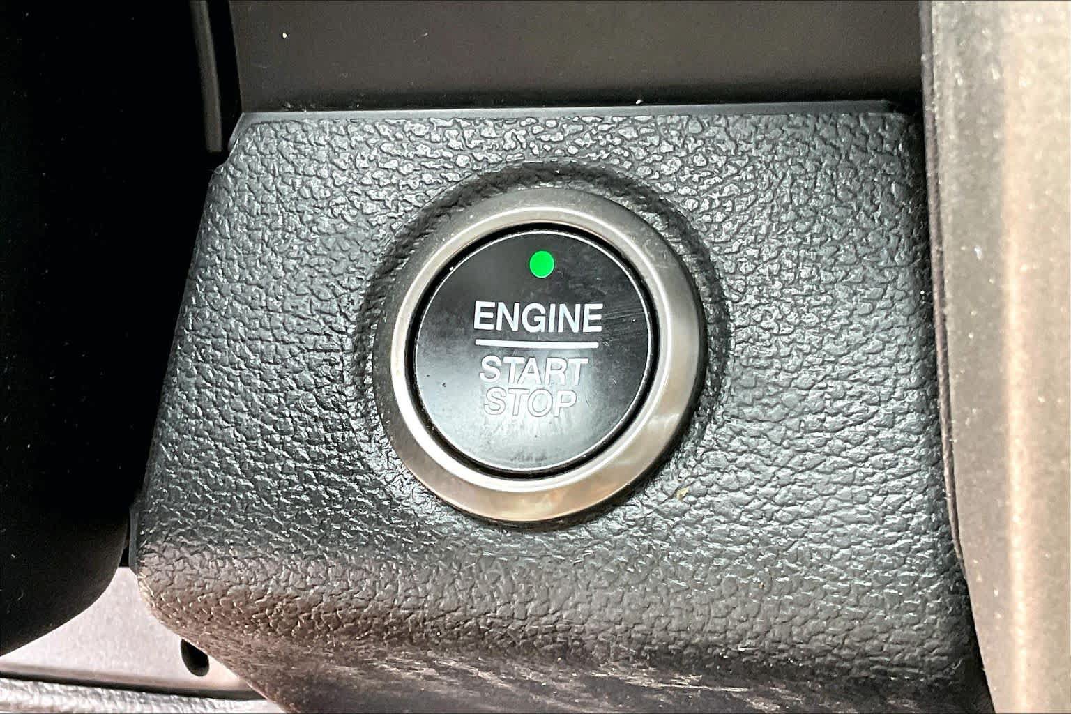 Certified 2019 Ford F150 Raptor w/ Equipment Group 802A Luxury AWD/4WD image 33