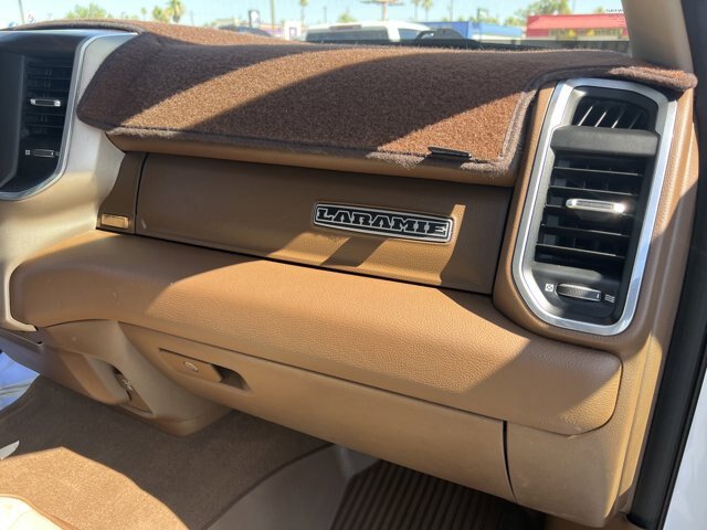 Used 2021 RAM 1500 Laramie AWD/4WD image 15