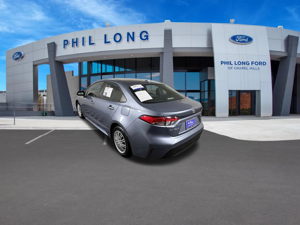 Used 2023 Toyota Corolla LE FWD image 3