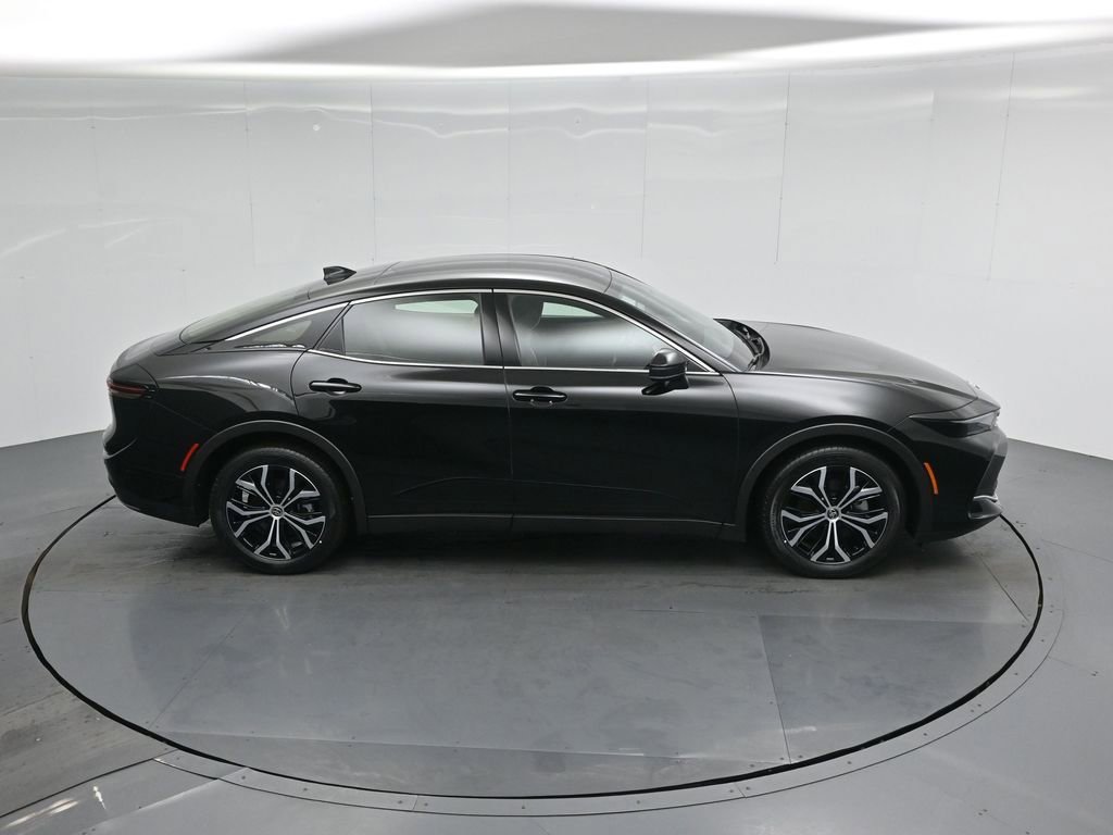 Used 2024 Toyota Crown Limited image 35