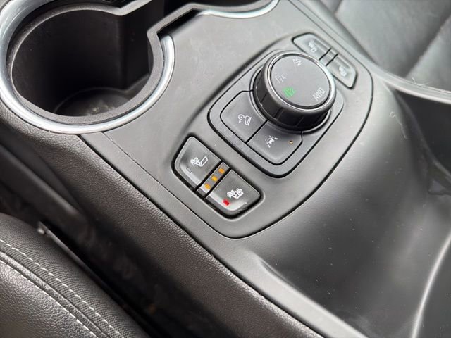 Used 2022 GMC Terrain SLT image 34