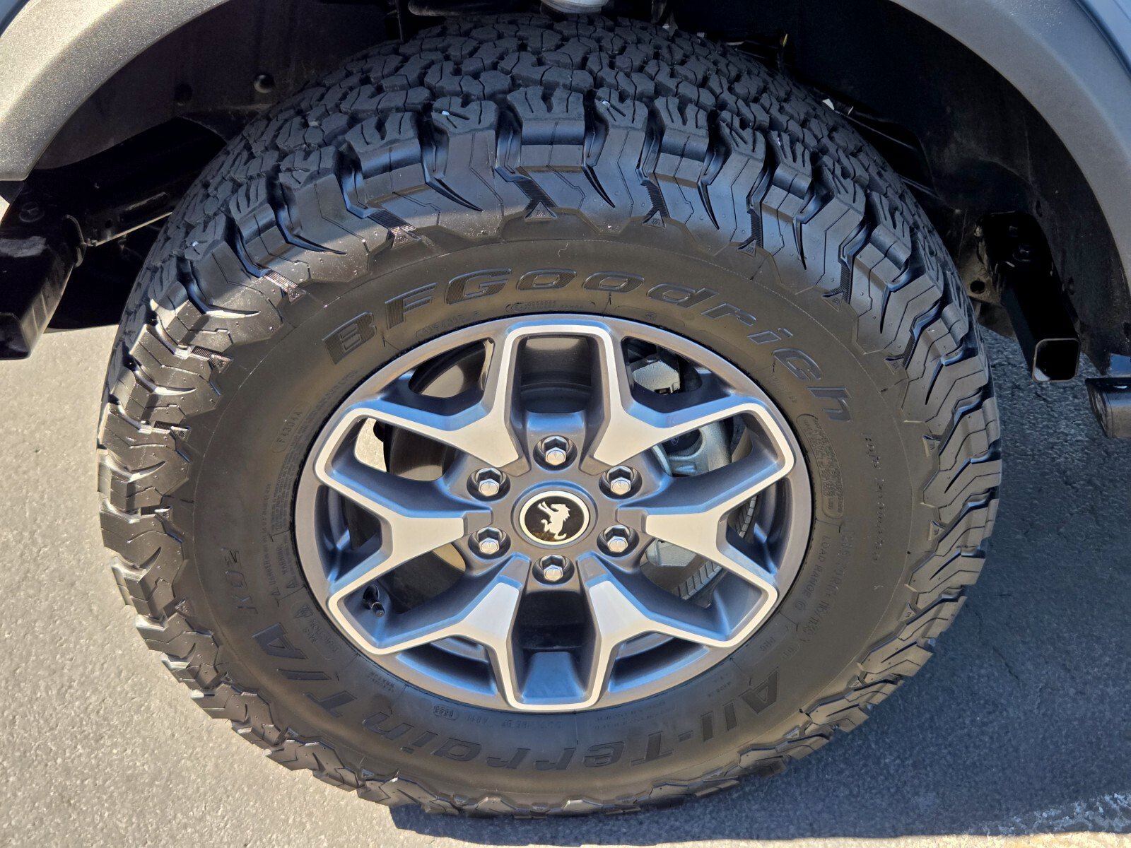 Certified 2025 Ford Bronco Badlands AWD/4WD image 9