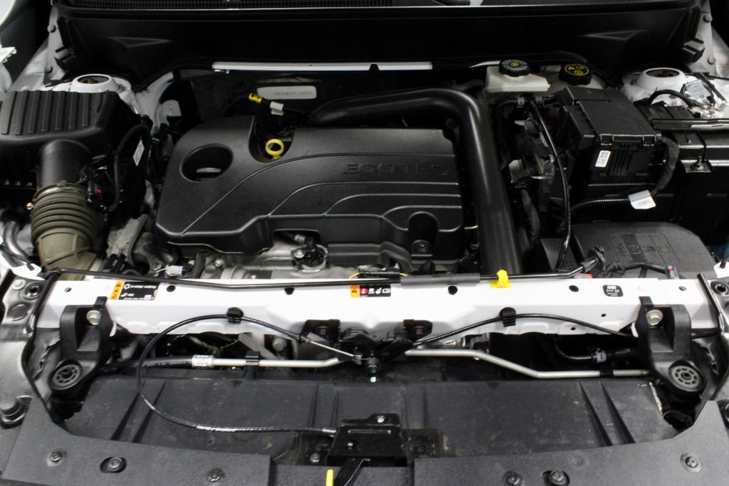 Used 2023 GMC Terrain SLE FWD image 16