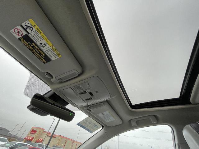 Used 2018 Toyota RAV4 Limited image 21