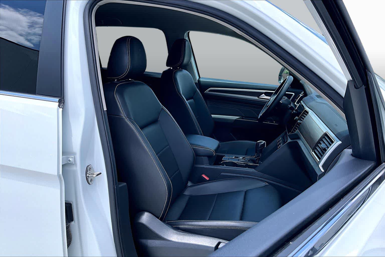 Used 2023 Volkswagen Atlas SE FWD image 9