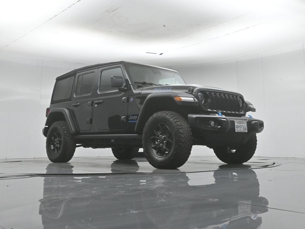 Used 2024 Jeep Wrangler Unlimited AWD/4WD image 48