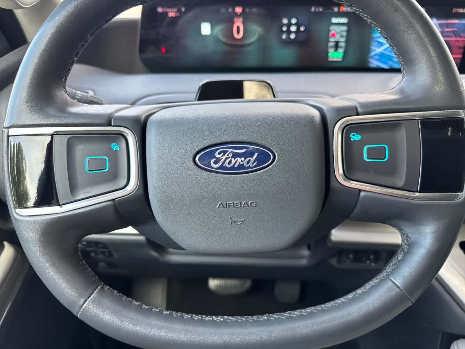 Certified 2025 Ford Expedition Active AWD/4WD image 24