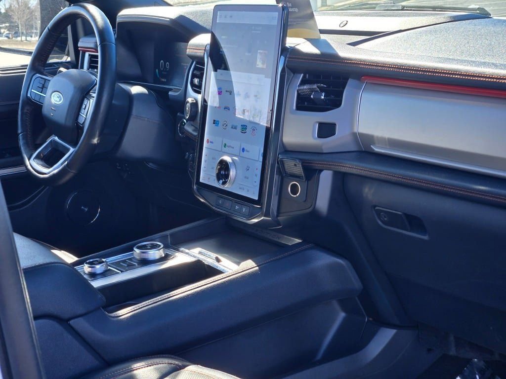 Certified 2024 Ford Expedition Timberline image 9
