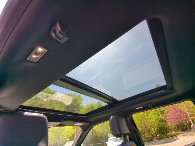 Certified 2023 Ford F150 Lariat w/ Equipment Group 502A High image 29