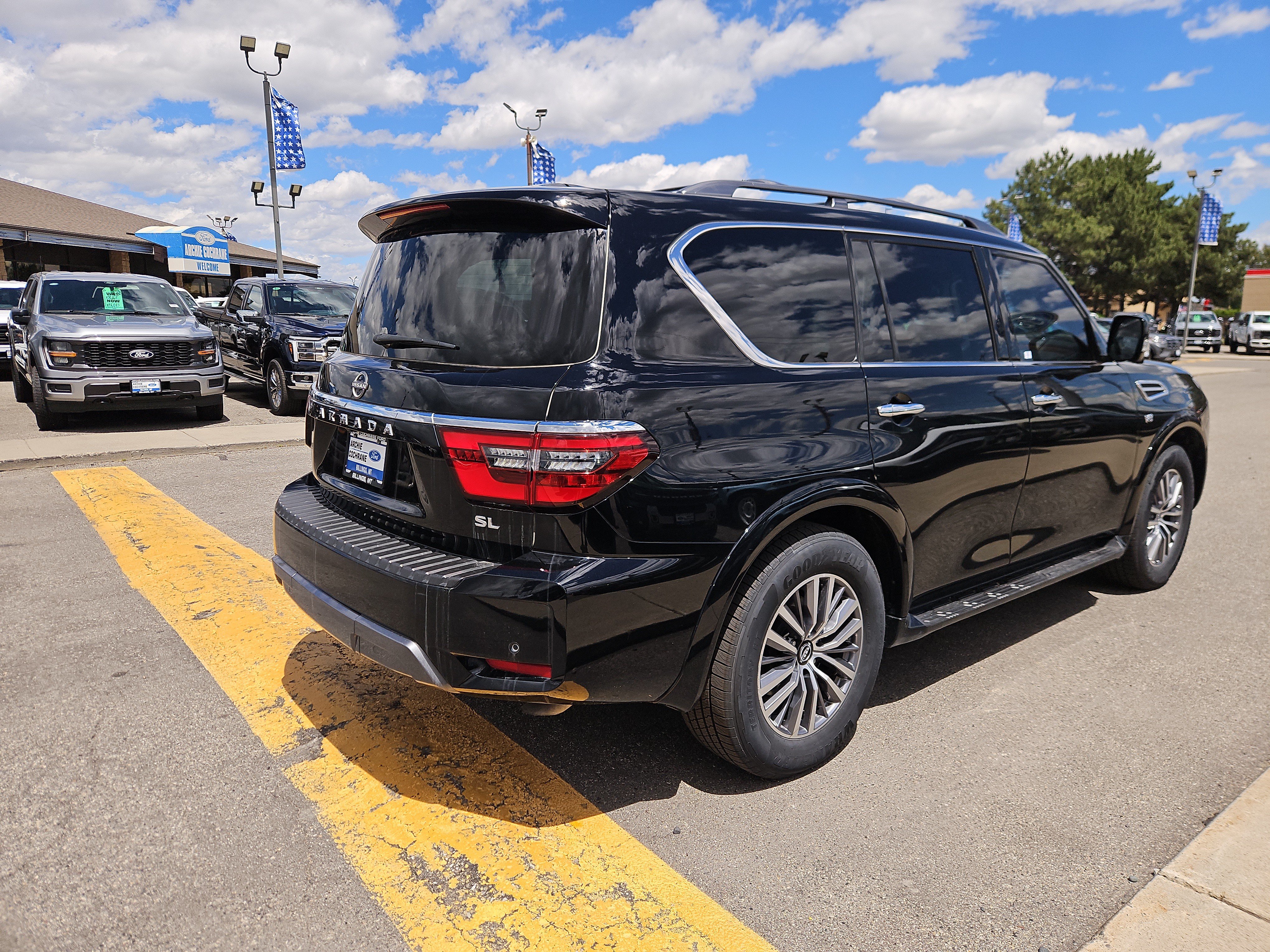 Used 2022 Nissan Armada SL AWD/4WD image 5