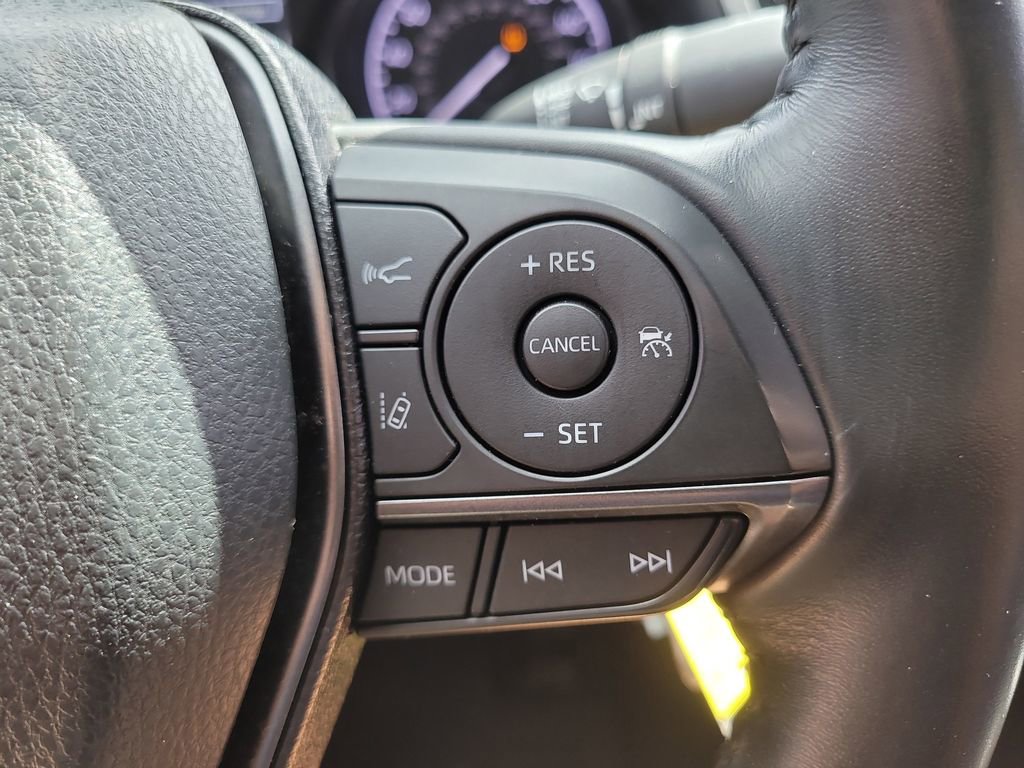 Used 2023 Toyota Camry SE image 26