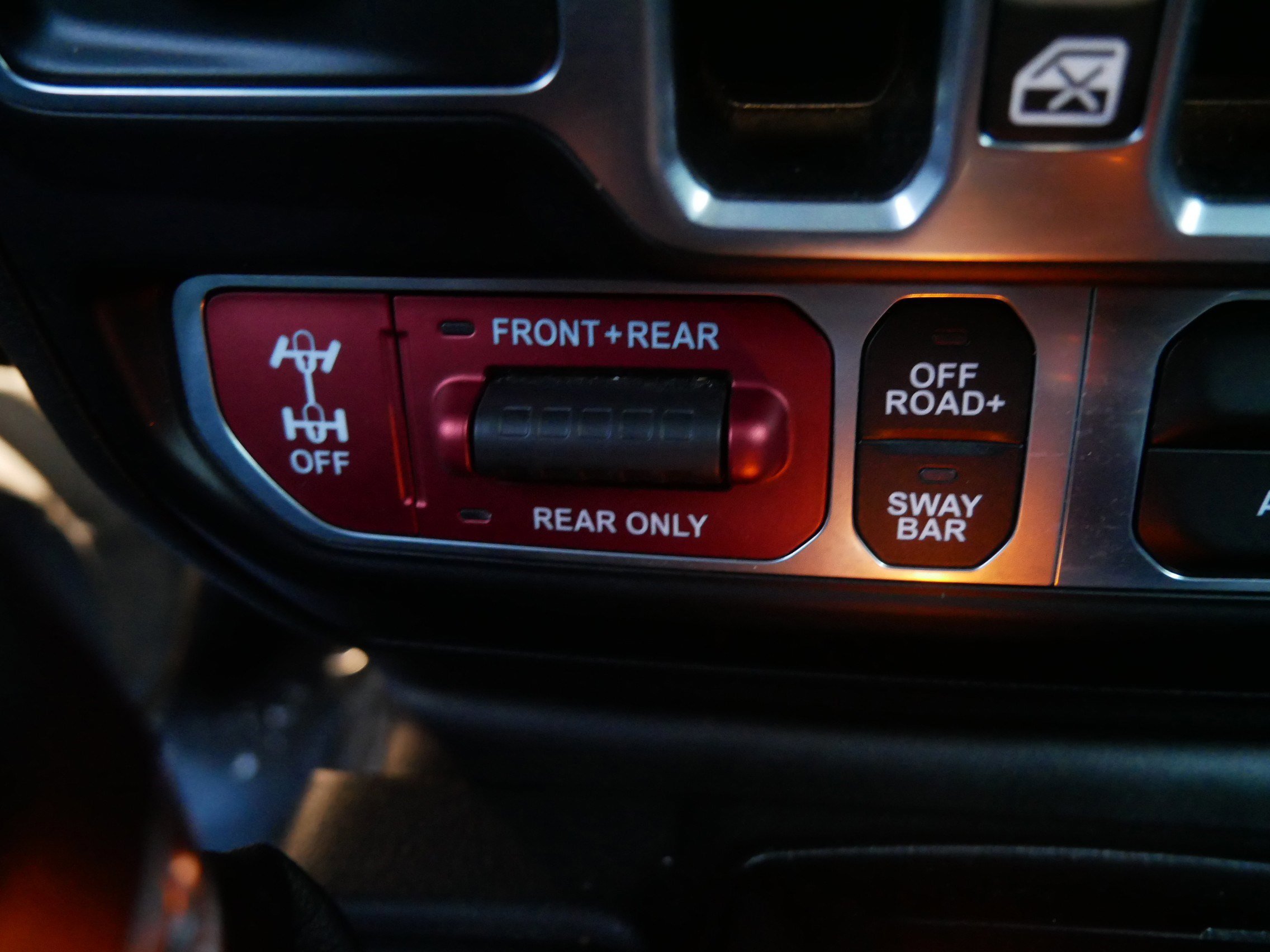 Used 2024 Jeep Wrangler Rubicon image 28