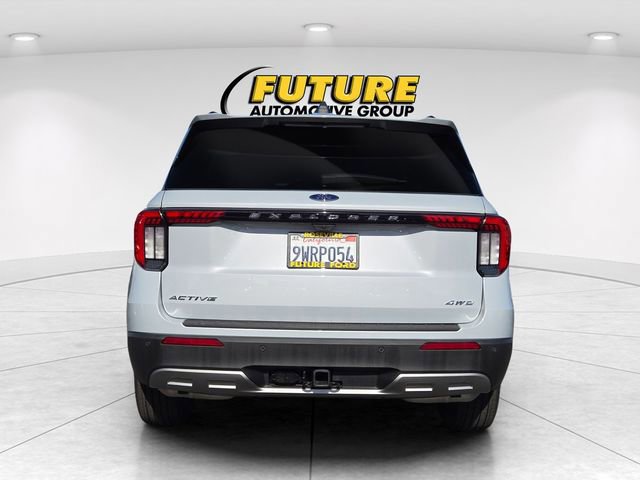 Certified 2025 Ford Explorer Active w/ Active Comfort Package AWD/4WD image 4