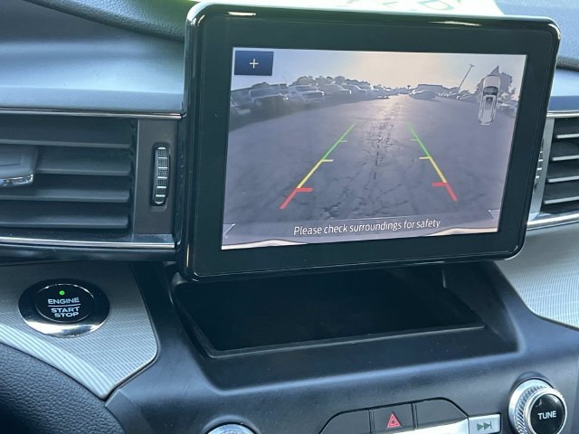 Certified 2020 Ford Explorer XLT w/ Equipment Group 202A AWD/4WD image 24