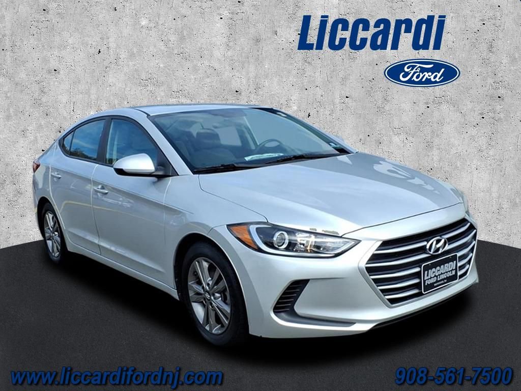 Used 2017 Hyundai Elantra SE FWD image 1