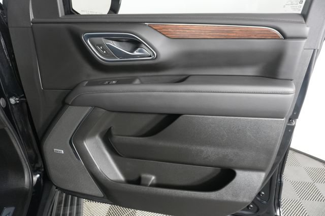 Used 2024 Chevrolet Tahoe High Country AWD/4WD image 42