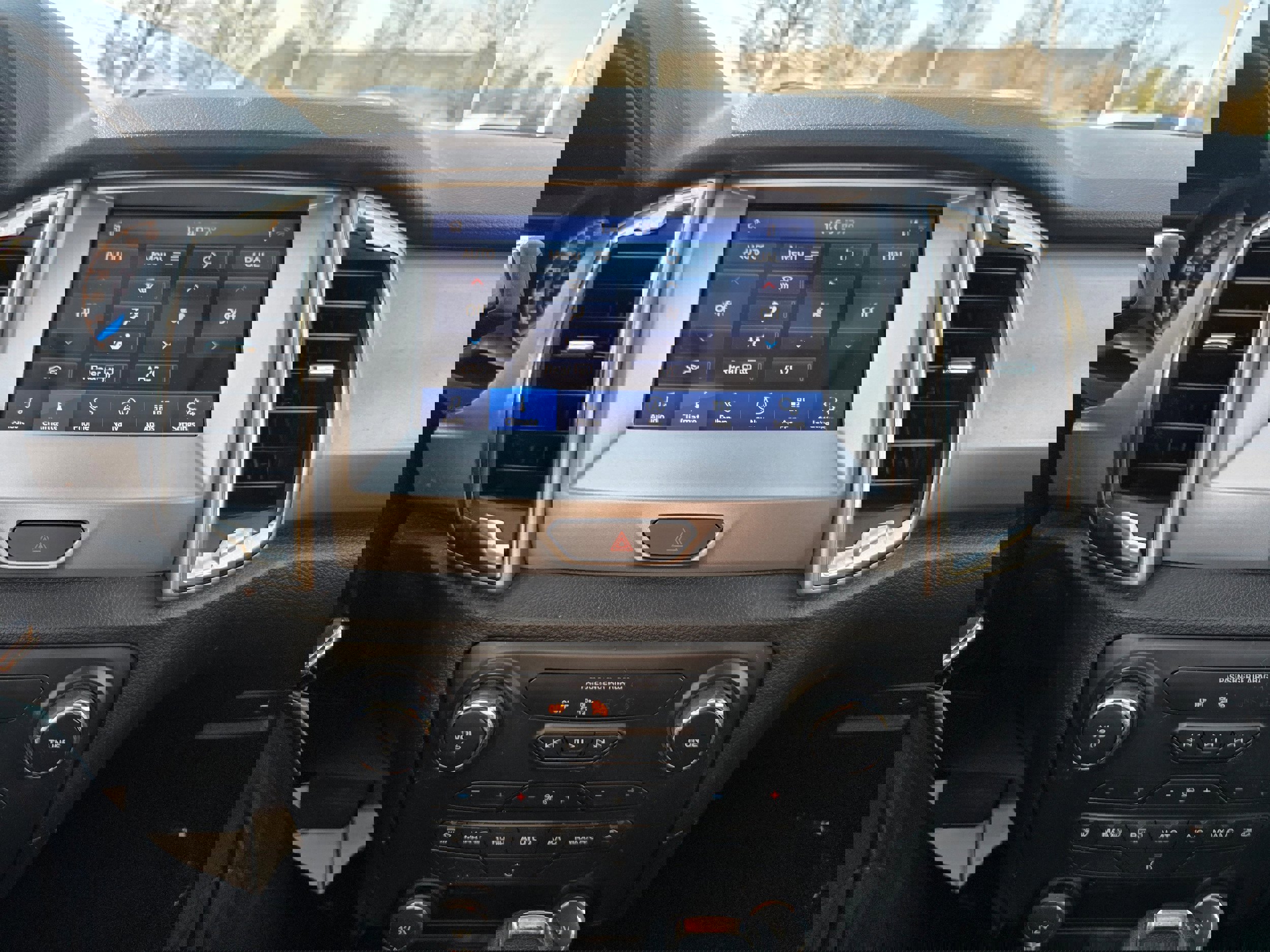 Certified 2020 Ford Ranger XLT w/ Equipment Group 301A Mid image 12