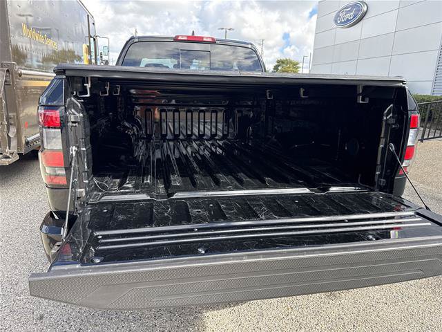 Used 2025 Nissan Frontier SV RWD image 28