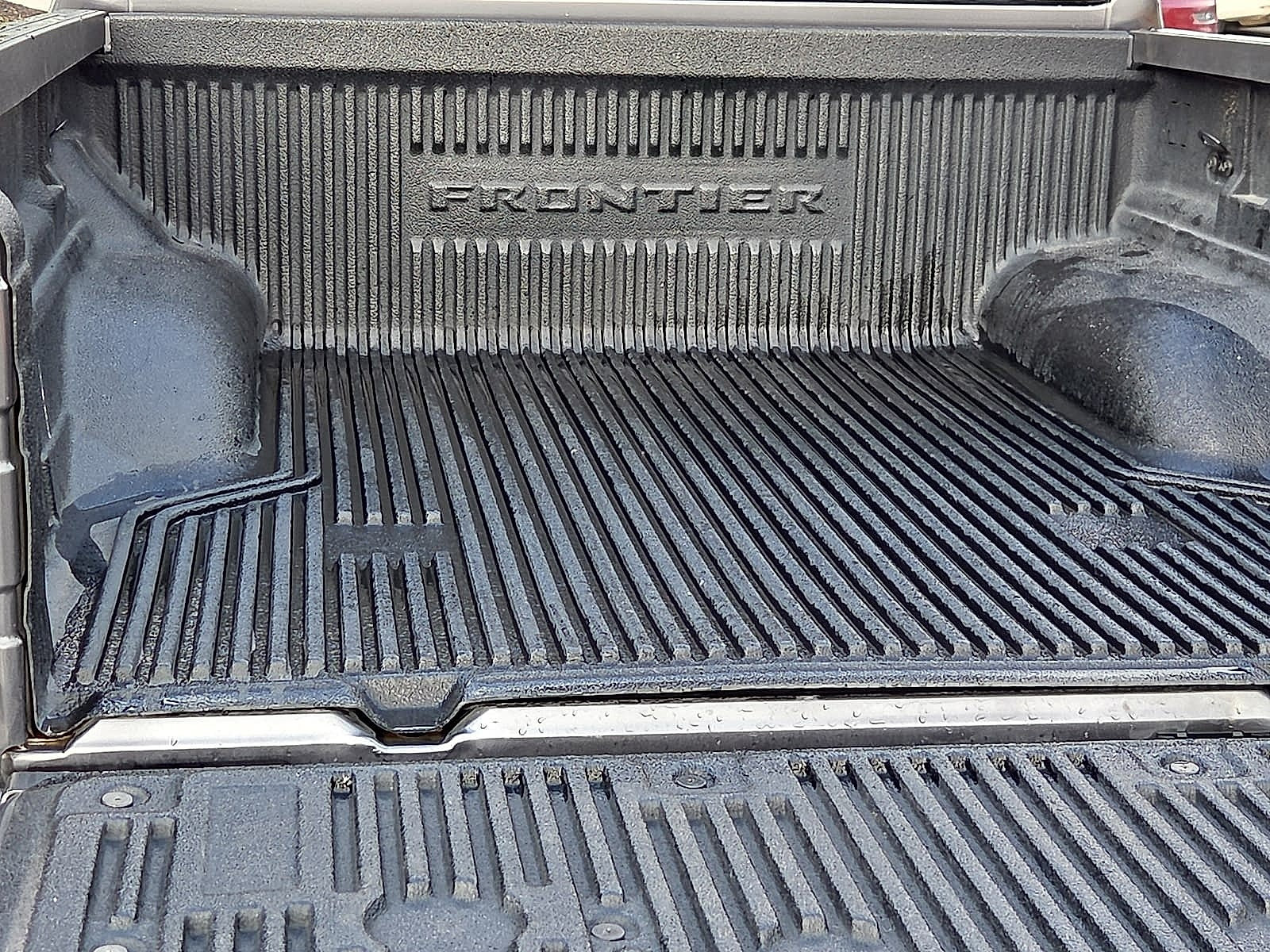 Used 2023 Nissan Frontier SV AWD/4WD image 8