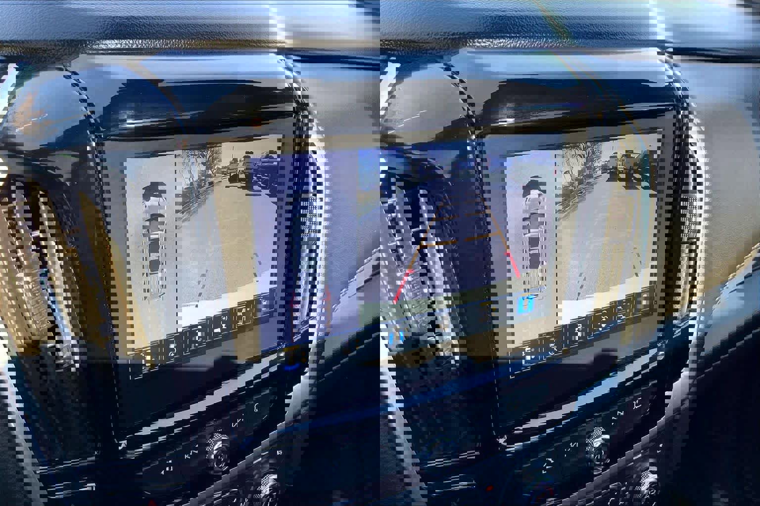 Used 2023 Chevrolet Traverse High Country image 26